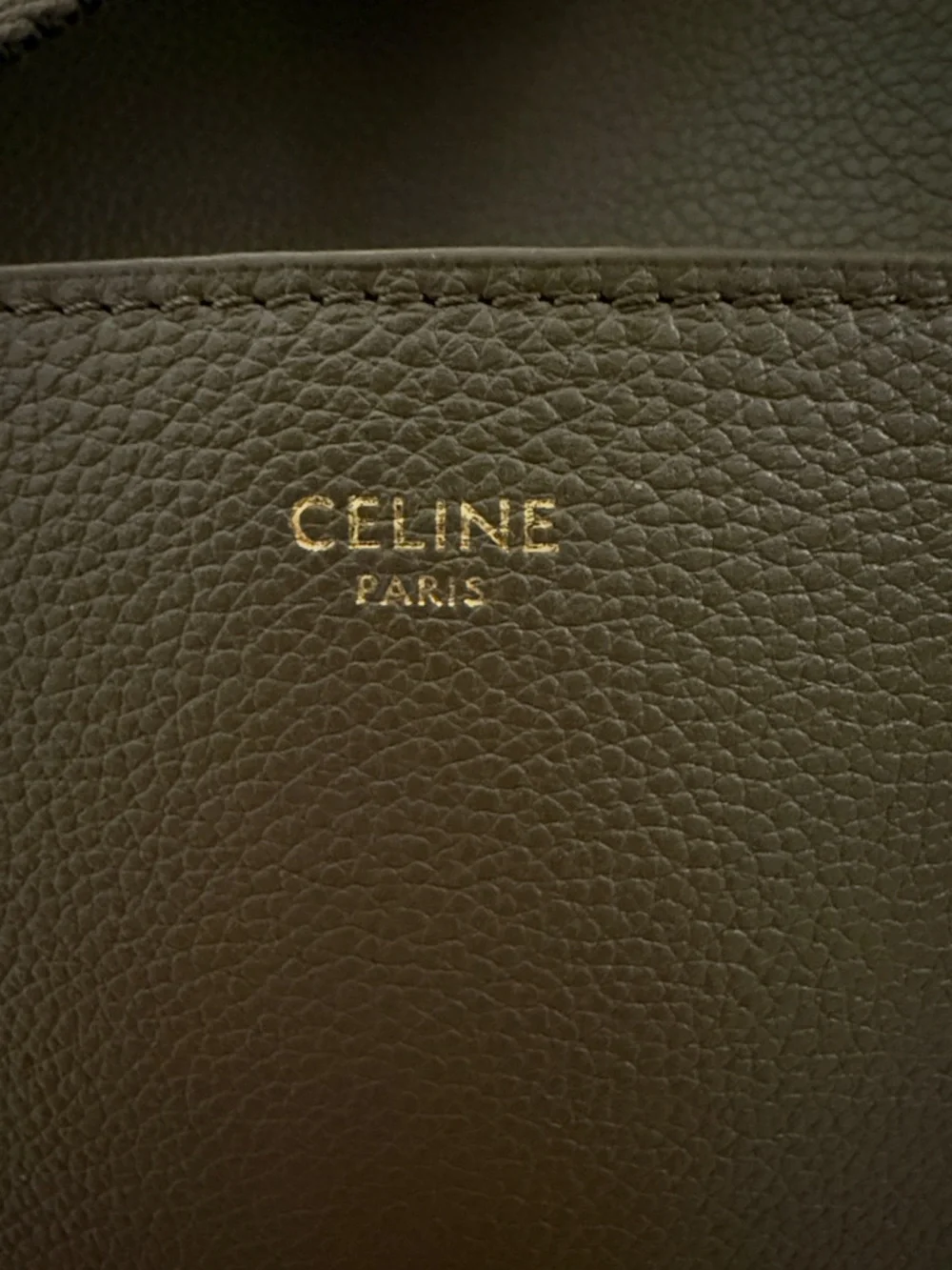 Authentic Celine Seau Taupe/Brown Pebbled Leather Tote w/Wide Strap suede int. - Picture 3 of 17
